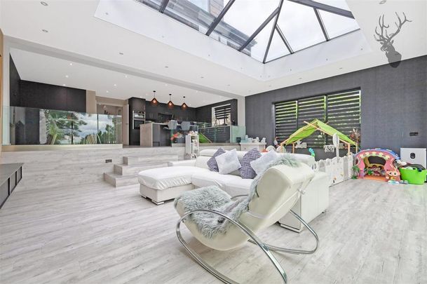 5 bedroom house to rent - Photo 1