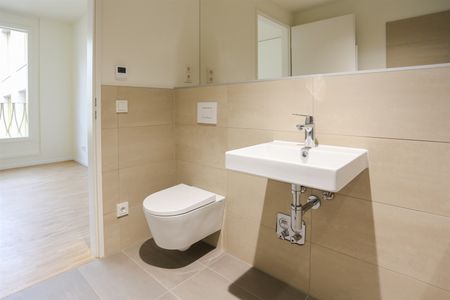 QH Crown: Direkt einziehen und bis zu 2 NKM sparen - Erstbezug mit Parkett, EBK und Smart living - Photo 5