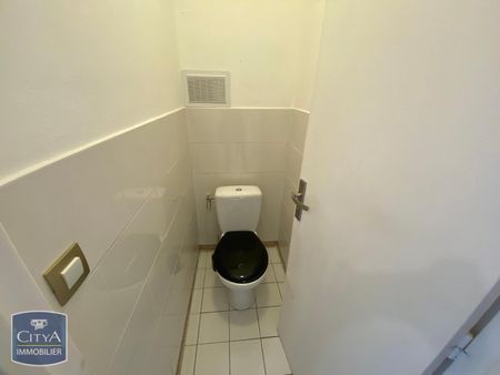 Location Appartement 1 pièce 30m² TOULON 83000 - Photo 5