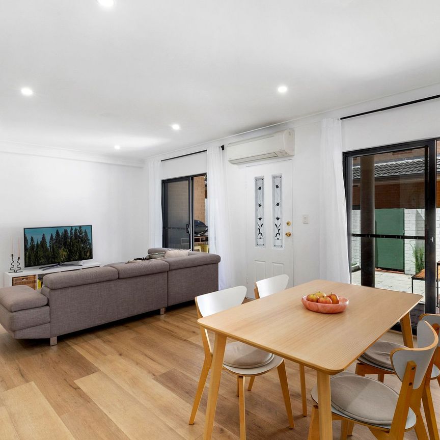 11/22 Premier Street, Gymea NSW 2227 - Townhouse For Rent | Domain - Photo 1