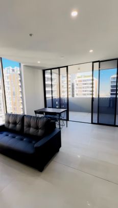 126 Banks Avenue, Sydney - Photo 1