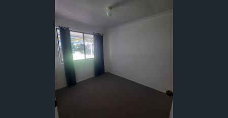 Lowset Brick Family Home - Photo 3