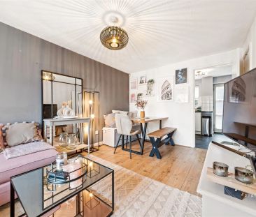 2 Bedroom House - Terraced - Photo 3