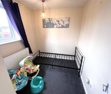 3 bedroom semi-detached house to rent - Photo 6