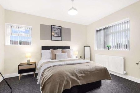 Marsh Lane, Wolverhampton, WV10 - Photo 2