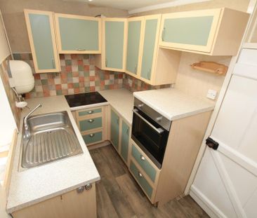 1 bedroom terraced house to rent - Photo 5