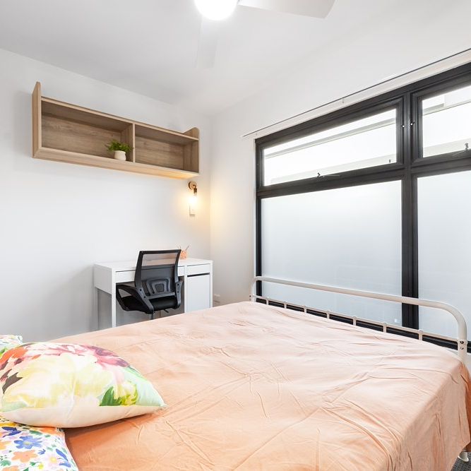 7-bedroom shared house, Woodmere Avenue - Photo 1