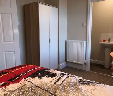 5 bedroom private hall to rent - Photo 6