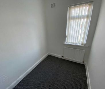 107 Ravenhill Gardens, Ravenhill, Belfast, BT6 8GQ - Photo 4