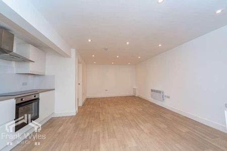 Woodlands Road, Lytham St. Annes, Lancashire, FY8 - Photo 4