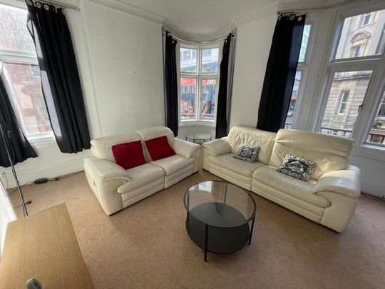 2 bedroom flat to rent - Photo 1