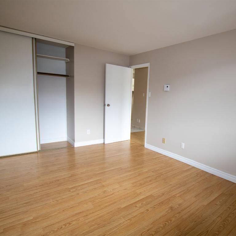 Complexe du Parc | Appartements 3 1/2 à louer | 3 1/2 apartments for rent| Sherbrooke près du Cégep - Photo 1