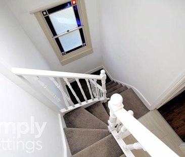 3 bedroom maisonette to rent - Photo 3