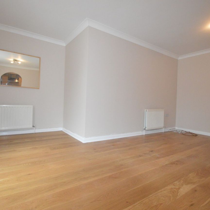 2 bedroom Apartment - BRIDGE COURT, WELWYN GARDEN CITY. - Photo 1