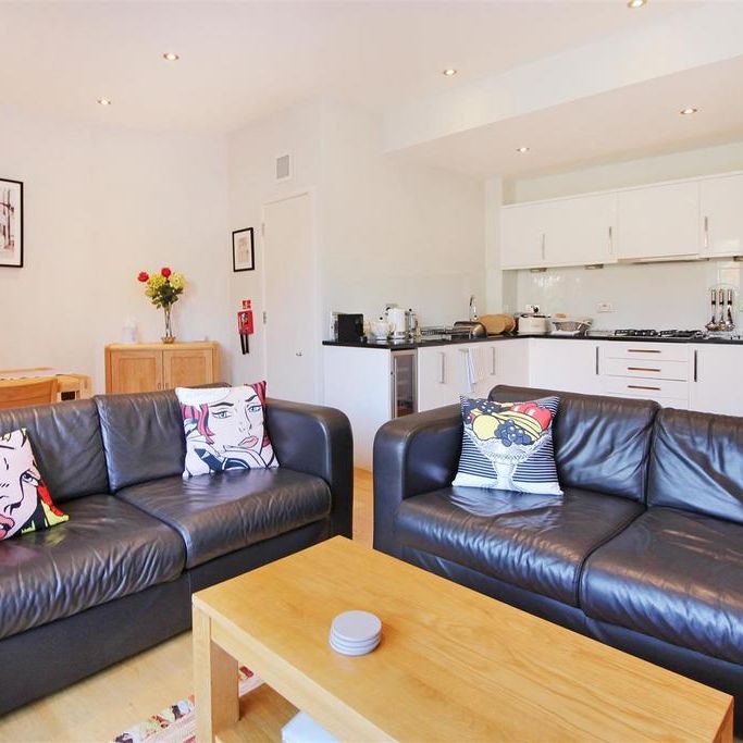 2 bedroom apartment to rent - Photo 1