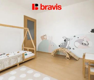 Pronájem moderního mezonetového bytu 3+kk, sklep, parkovací stání - Fotografie 4