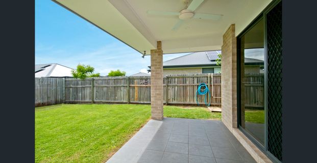 QUALITY BUILT HOME IS WAITING FOR YOUR FAMILY TO MAKE THE MOVE! - Photo 1