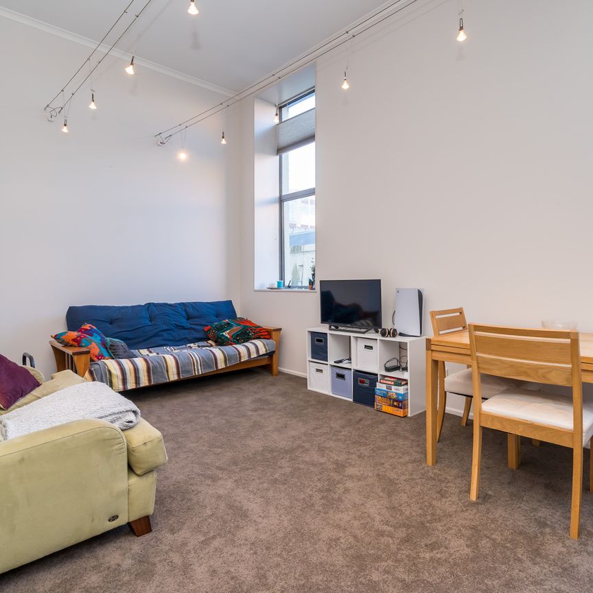 Inner City 1 bedroom studio apartment - Photo 1