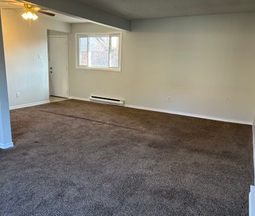 348 Guelph Line - Photo 2