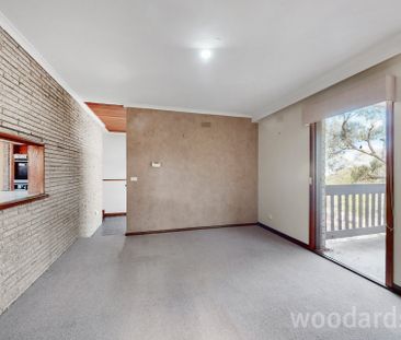 For Rent – Gorgeous 3-Bedroom Double-Story Home in a Tranquil Garde... - Photo 5