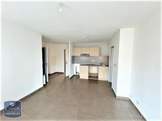 Location Appartement 3 pièces 54m² LA SEYNE SUR MER 83500 - Photo 1