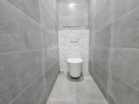 Pronájem bytu 2+1 58 m² - Fotografie 2