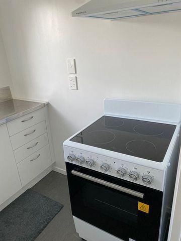 Charming 2BR Flat in Pt Chevalier! - Photo 4