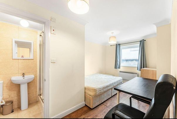 5 bedroom terraced house to rent - Photo 1