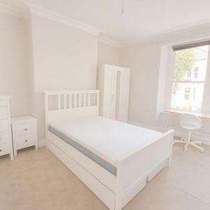 9 bedroom house share to rent - Photo 2