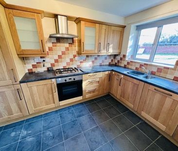 Lynn Road, Dersingham - Photo 3