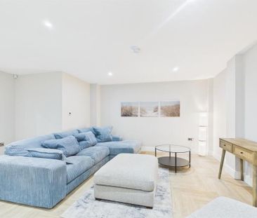 Apartment 10 1 Lacefield, Belfast, BT4 3PA - Photo 3