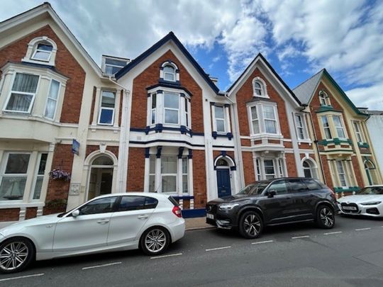 2 bed apartment to rent in Northumberland Place, Teignmouth, TQ14 - Photo 1
