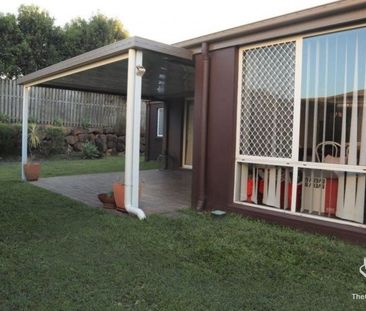 4 Bedroom 2 Bathroom 2 Car Garage Airconditioned Fully Fenced - Photo 4