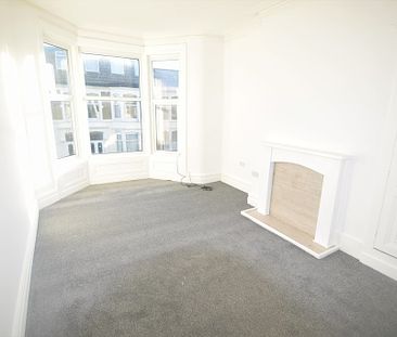 To Let 2 Bed Apartment - Photo 6
