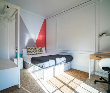 Carrer d'Occident, L'Hospitalet de Llobregat, Catalonia 08903 - Photo 3