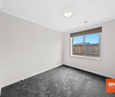 Stunning Home in Berwick Waters Estate - Photo 5