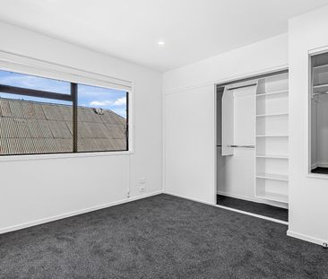 Apartment Living on Fitzgerald!! - Photo 1