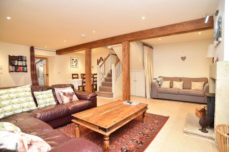 off Dike Lane, Dacre, Harrogate, HG3 4AR - Photo 4