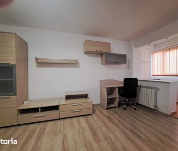Proprietar inchiriez garsoniera pe Bd. Chisinau - Fotografie 3