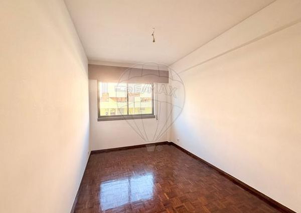 Apartamento T4 em Lisboa