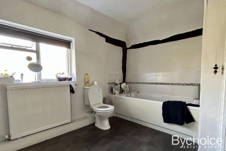 3 bedroom farm house to rent - Photo 2