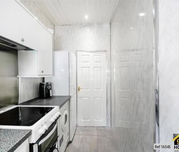 2 bed Flat in Royston Road , Glasgow, G21 2DJ - Photo 6