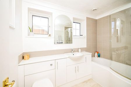 Croft Road, AYLESBURY - Photo 4