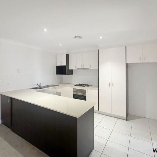 48B Kalgoorlie Crescent, Fisher - Photo 1