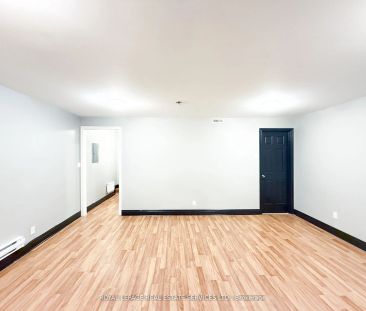 3352 Dundas Street W #Lower - Photo 2