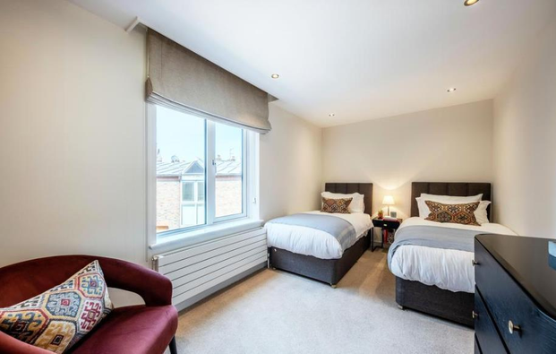 3 bedroom apartment to rent - Photo 1