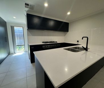 Stunning family home - Photo 5