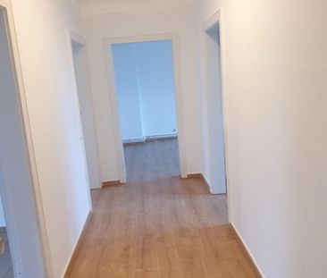 Sanierte Helle City-Wohnung mit EBK - Photo 4