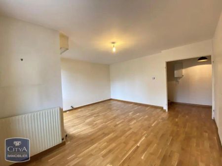 Appartement à louer 3 pièces 70.05m² - Photo 2