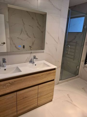 ✨ (Two Years old) 4-Bedroom Home | Prime Location✨ - Photo 5